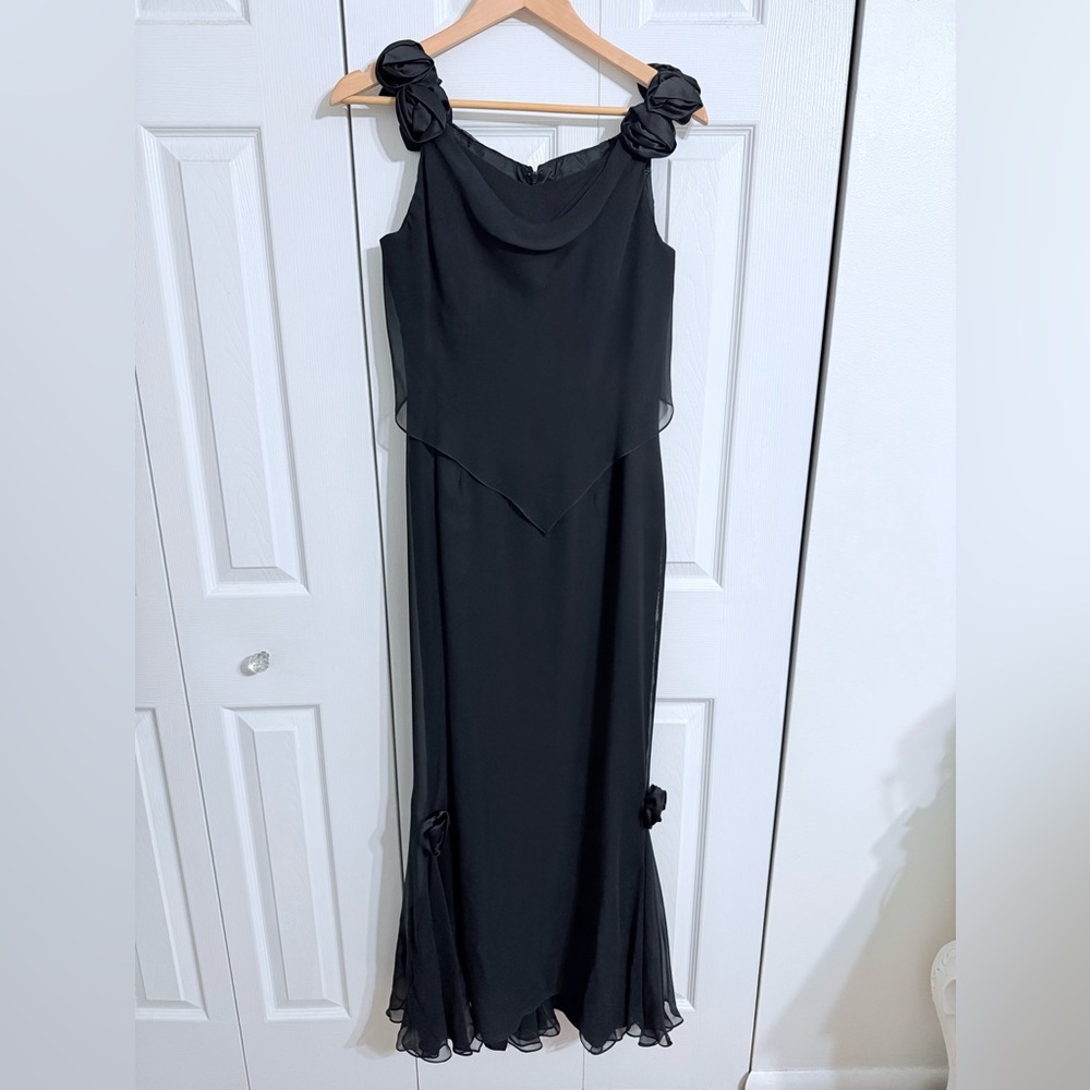 Vintage Scaravelli 100% Silk Black Evening Gown Size 8 Rosette Detail Chiffon